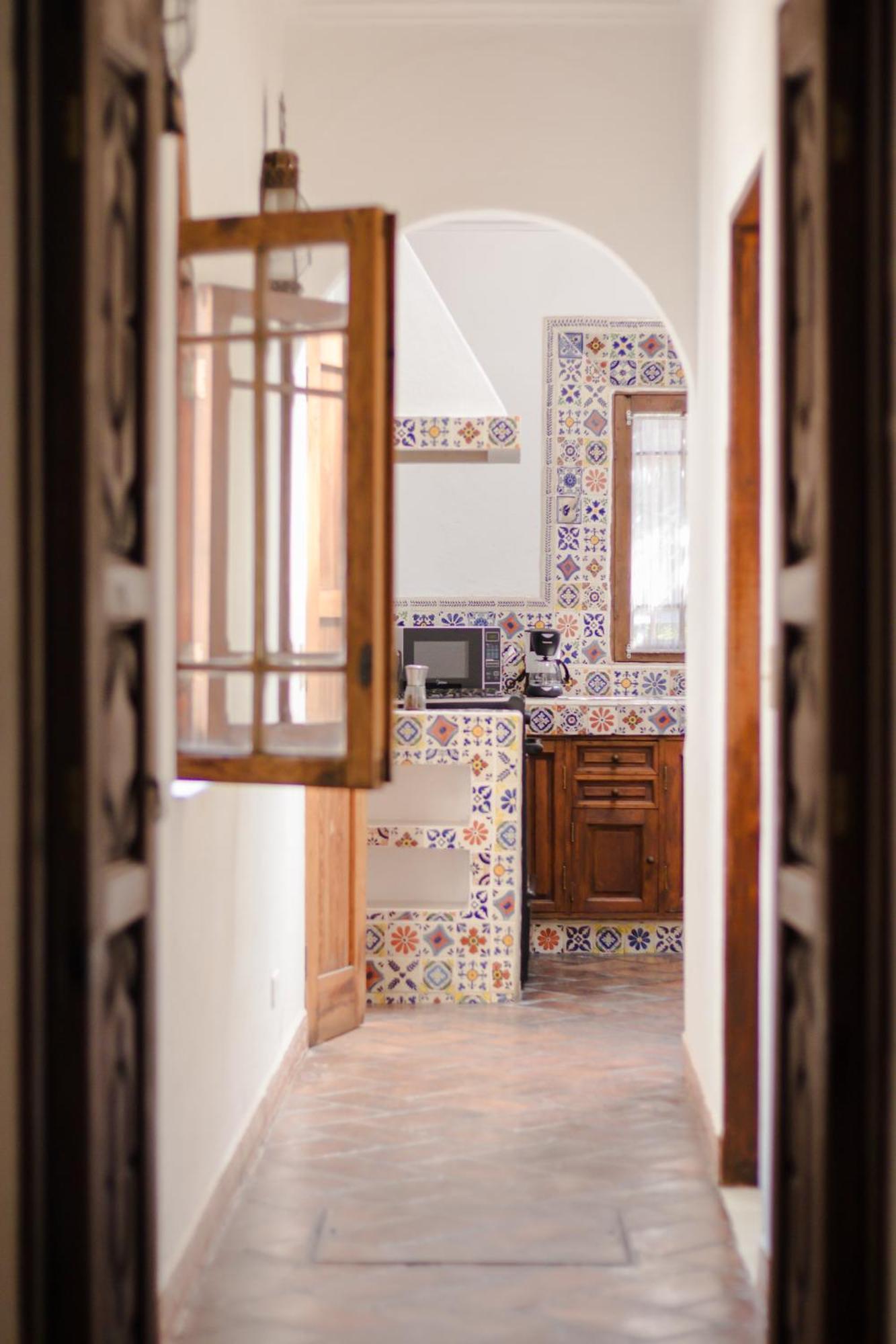 Bed and Breakfast Casa Liza Альенде Экстерьер фото