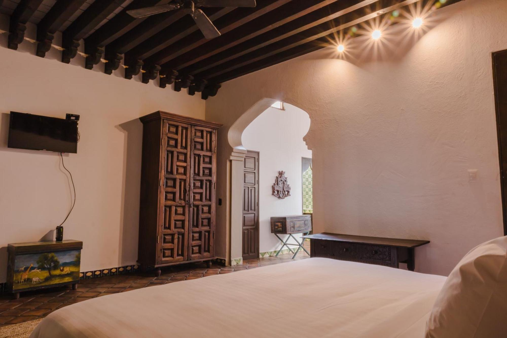Bed and Breakfast Casa Liza Альенде Экстерьер фото